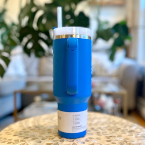 NWT Stanley 40 oz Blue Quencher H2O Insulated Tumbler w/ Handle & Straw Reusable - Picture 4 of 7